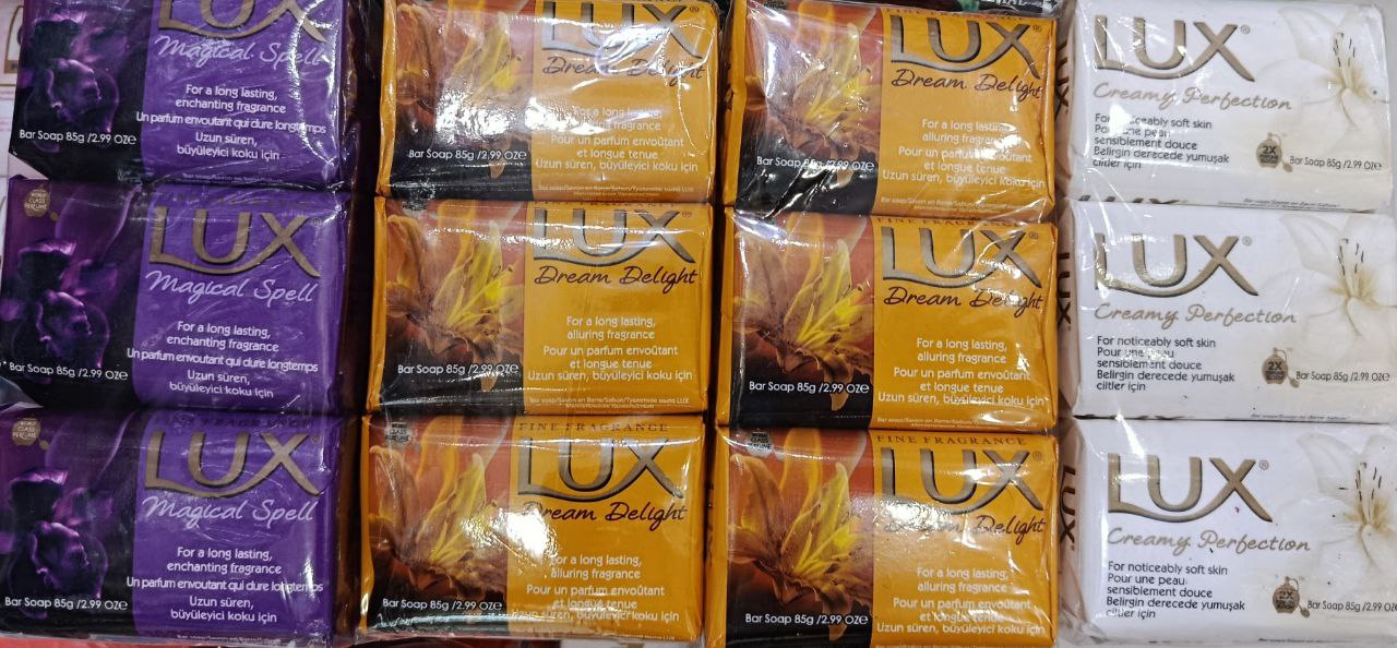 photo_2025-11-24_00-46-47 صابونلوکس عطری – تجربه حمام مجلل با ۳ رایحه متمایز - تصویر 1